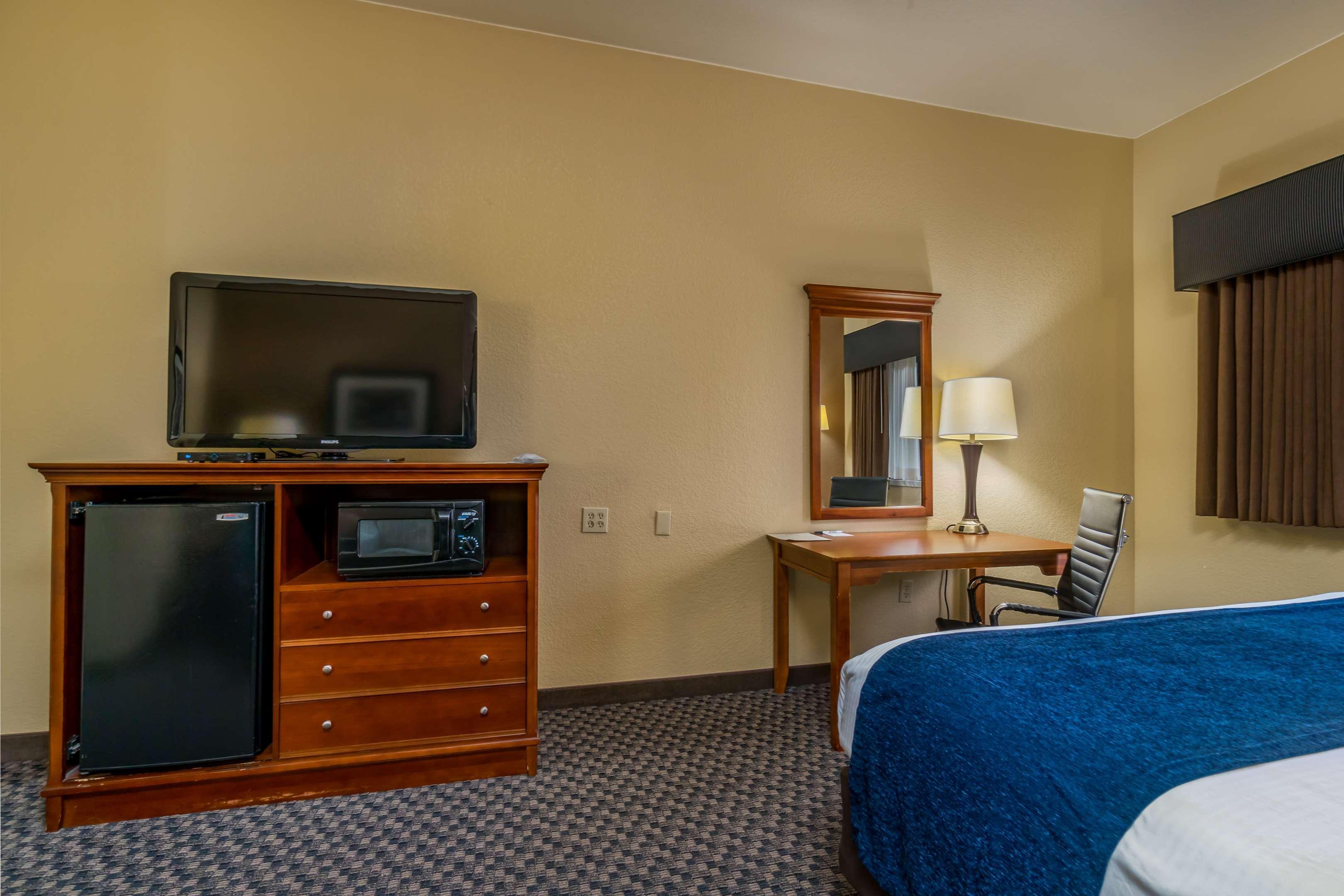 Best Western Plus Shamrock Inn&Suites Extérieur photo